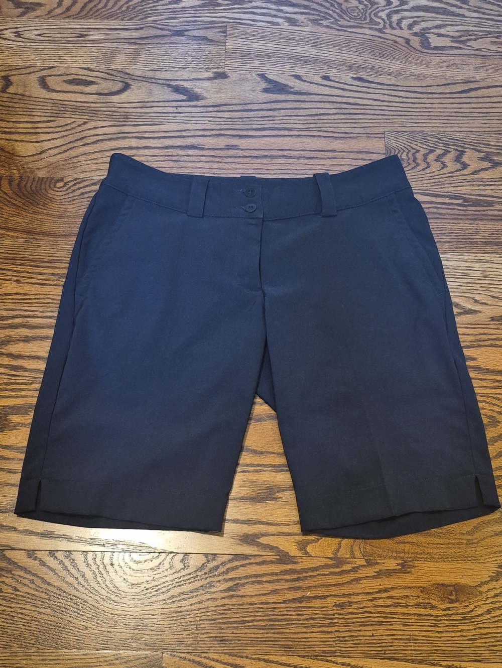 NWOT! NIKE Women's Golf TOUR PERFORMANCE DRI-FIT Black Tailored Shorts